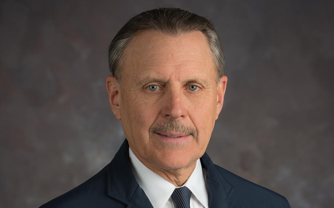 Student conversation with Ambassador John Rakolta